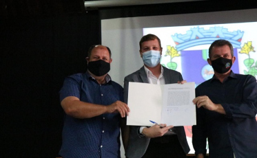 Aroldo Frigo Júnior assume a prefeitura em Nova Veneza