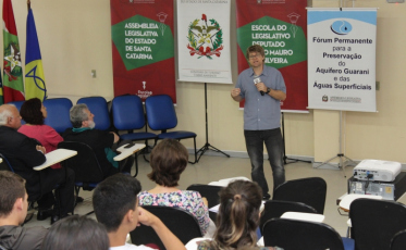 Seminário da Alesc debate futuro do meio ambiente em Araranguá