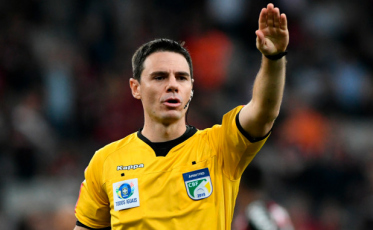 Ramon Abatti Abel apita a final do Catarinense 2023