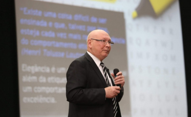 Catarinense cotado para ser ministro se encontra com Bolsonaro