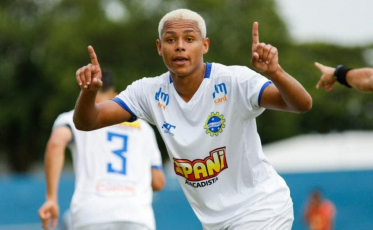 Figueirense contrata atacante da quarta divisão de São Paulo