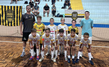 Sub-10 de Cocal do Sul/Anjo Futsal vence as três partidas do turno da segunda fase do Campeonato Estadual