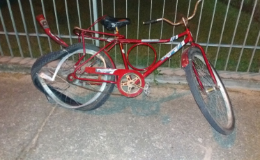 Ciclista morre no hospital após ser atingido por motocicleta
