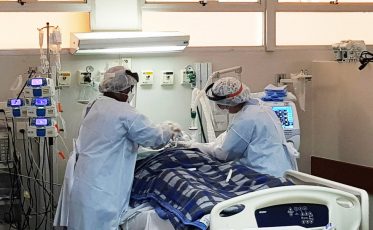 Espera agoniante: 261 pacientes graves aguardam por leito de UTI Covid-19 