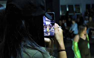 Desfile e palestras marcam início das aulas de Moda