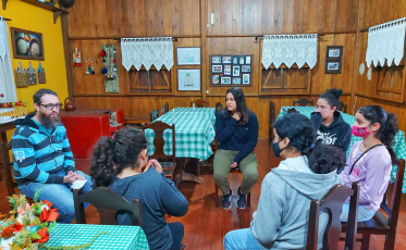 Teatro, música e italiano: oficinas culturais são iniciadas em Nova Veneza
