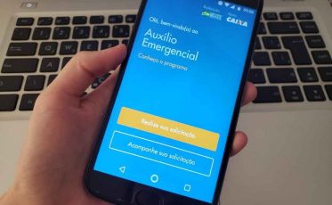 11 milhões aguardam para receber auxílio emergencial