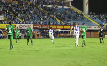 Avaí assume a liderança do Catarinense