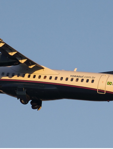 Azul Viagens vai abrir loja em Criciúma e pode baratear voos com plano para o Diomício Freitas