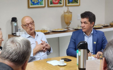 Amin mira Salvaro e tenta atrair ex-prefeito ao PP