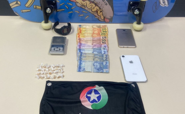 Criminosos furtam produtos, anunciam em rede social e acabam presos em Criciúma