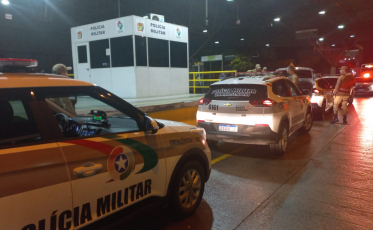 Homem é preso após depredar ônibus em Criciúma