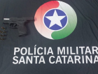 Criciúma: homem é preso por porte ilegal de arma de fogo no bairro Operária Nova