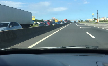 Caminhoneiros devem bloquear pelo menos 6 pontos da BR-101 no Sul 