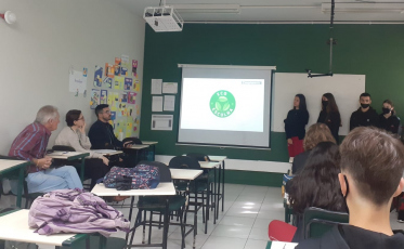 Alunos do Colégio Unesc defendem projetos de empreendedorismo
