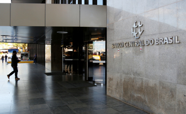 Contas públicas têm déficit recorde de R$ 81 bi