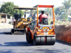 Prefeitura pavimenta ruas no Bairro São Roque