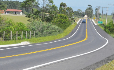 Governador inaugura pavimentação na Barra Velha