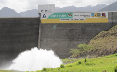 Água que vem da Barragem do Rio São Bento tem qualidade, afirma chefe da Casan