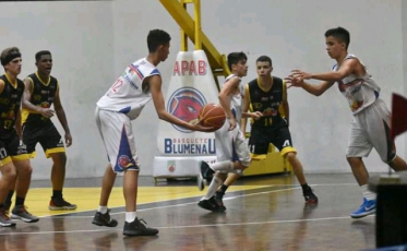 Basquete de Criciúma disputa estadual neste fim de semana
