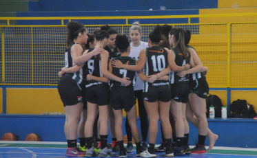 Basquete feminino de Criciúma disputa fase final do Estadual Sub-17