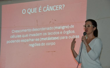 Mastologista fará live para trazer informações sobre o câncer de mama