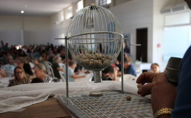Bingo da APAE mobiliza Cocal do Sul com prêmios e solidariedade
