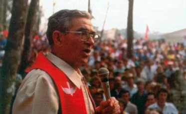 Filme que retrata história de bispo do MST chega a Criciúma