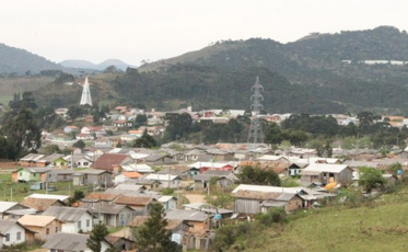 Bloqueados R$ 66 mil de secretário que teria furado a fila da vacina