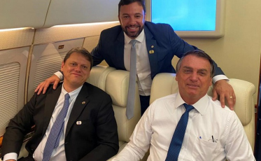 Bolsonaro rumo à Santa Catarina