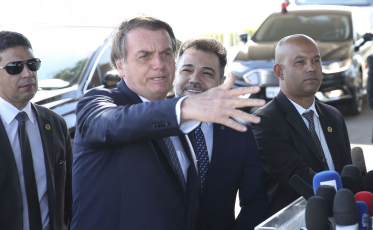 Bolsonaro diz que lei de abuso de autoridade terá quase 20 vetos