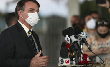 Caixa vai estender pausa para pagar prestação de imóvel, diz Bolsonaro