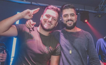 Brenno e Edu comemoram seis anos de dupla