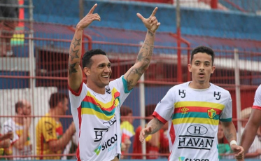 Semifinalistas definidos na Copa SC