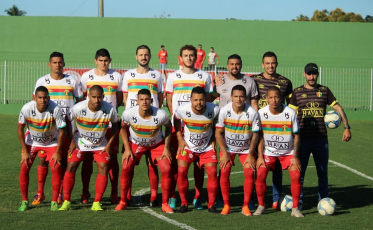 Brusque briga pela última vaga nas quartas