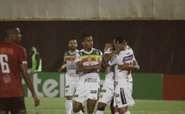 Brusque enfrenta o Ceará na Copa do Brasil