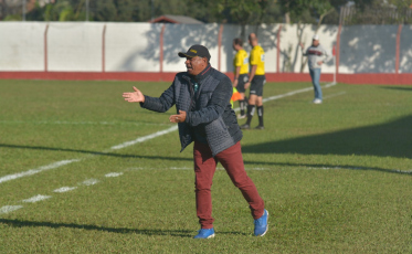 Nos minutos finais, Próspera deixa escapar a vitória