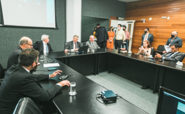 CCJ retoma reuniões com análise do projeto do mínimo estadual
