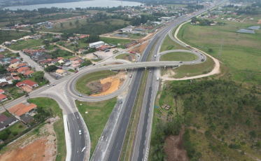 Obras na BR-101 bloqueiam temporariamente acesso a Garopaba