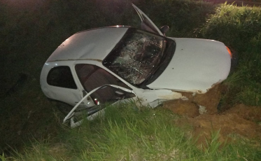 BR-101: quatro pessoas ficam feridas em colisão entre veículos em Içara