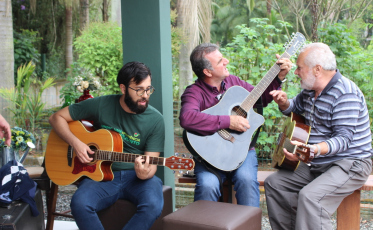Um encontro para celebrar a primavera da vida