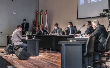 Respiradores: Helton, Márcia e Douglas vão depor no mesmo dia