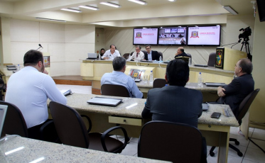 Presidente implicado no relatório final da CPI do Criciumaprev (VÍDEO)