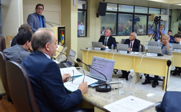 Vereadores aprovam parcelamento do Criciumaprev