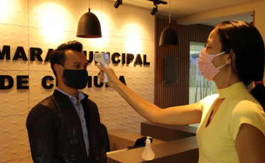 Câmara começa testes de temperatura em servidores e vereadores