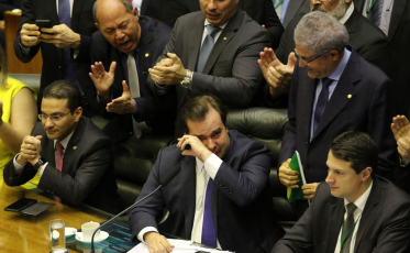 Câmara aprova texto-base da reforma da Previdência (VÍDEOS)