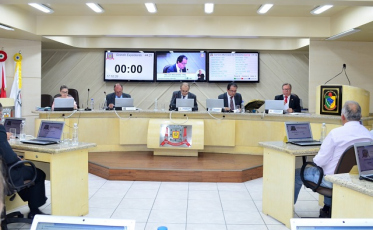 Mais de R$ 27 milhões para manter as Câmaras da região