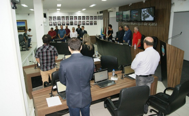 Câmara faz minuto de silêncio por Higino Giassi