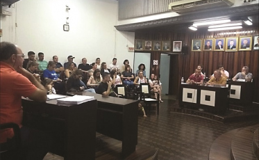 Em Morro da Fumaça, Escola Sem Partido é rejeitado