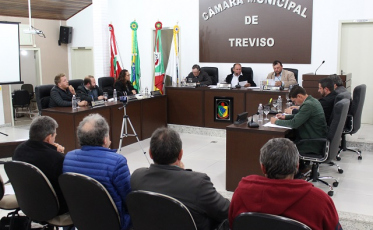 Vereadores de Treviso rejeitam veto do Executivo